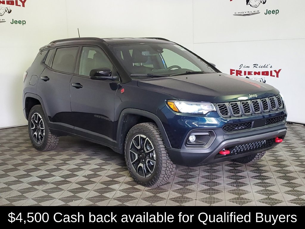 New 2026 Jeep Compass Trailhawk AWD/4WD image 2