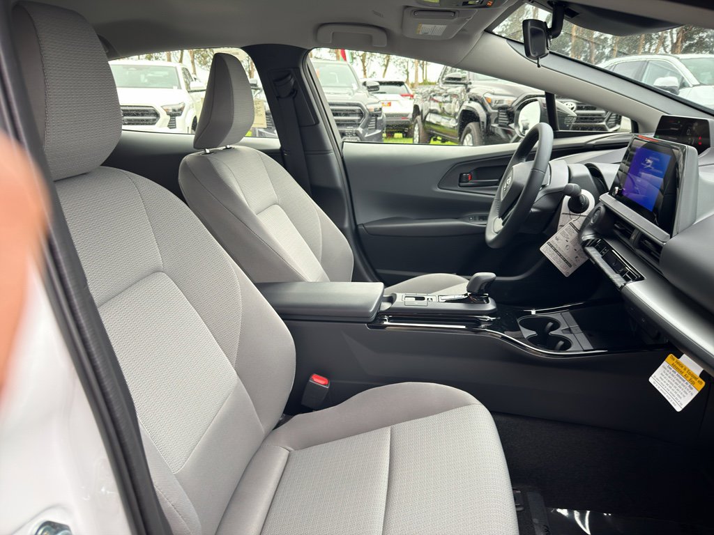 New 2026 Toyota Prius LE image 18