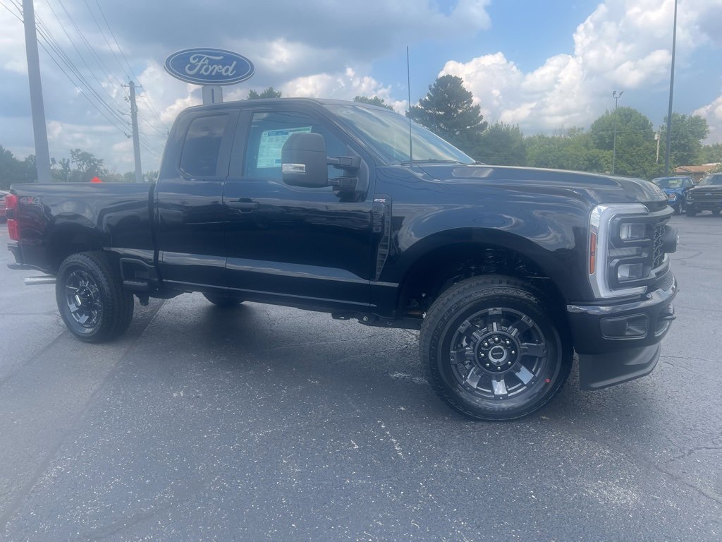 New 2026 Ford F350 XL image 3