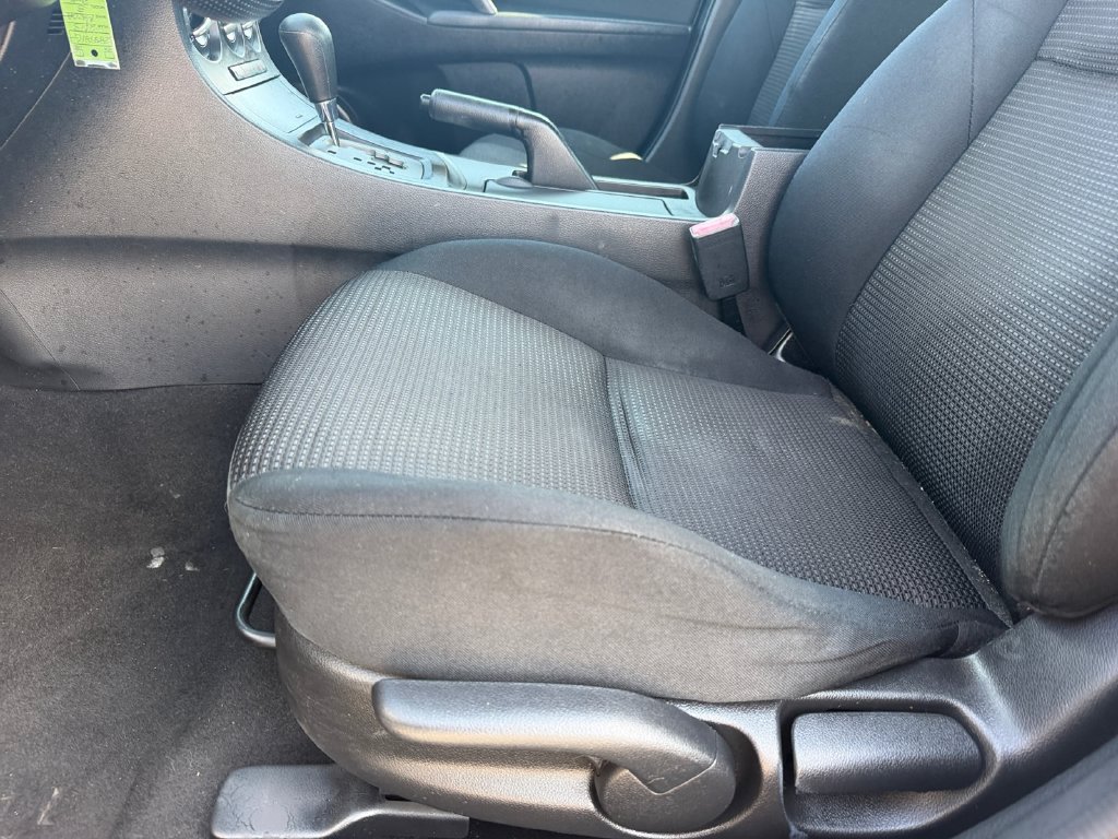 Used 2013 MAZDA MAZDA3 i SV FWD image 11