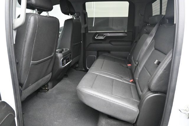 Used 2024 Chevrolet Silverado 2500 LTZ w/ LTZ Plus Package AWD/4WD image 15