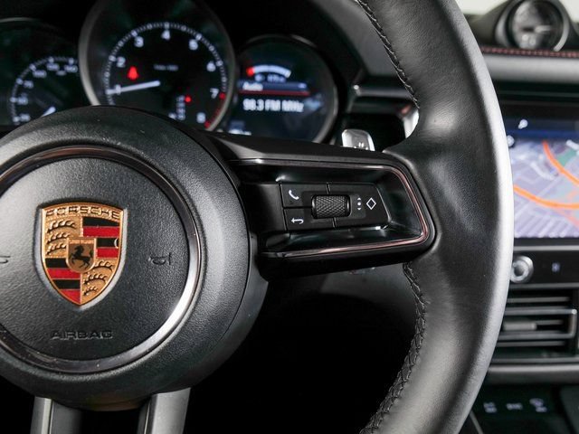 Certified 2023 Porsche Macan AWD/4WD image 25