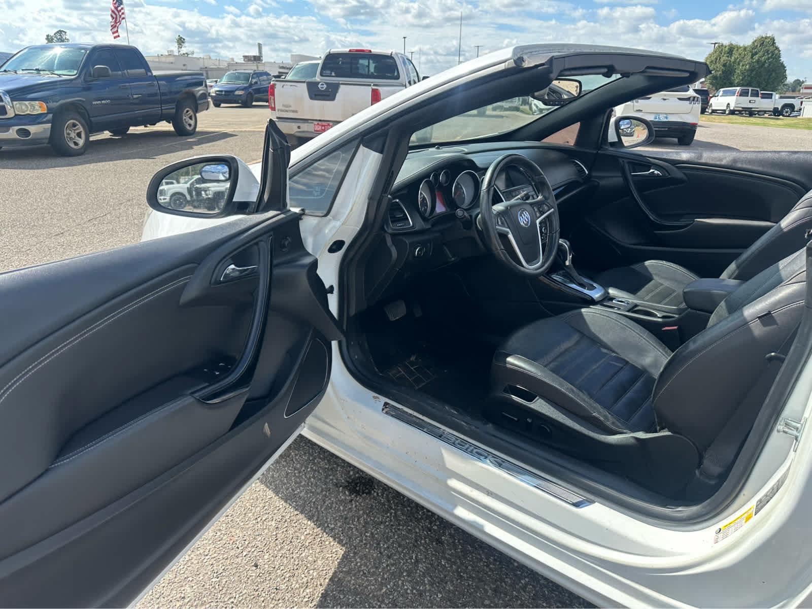 Used 2018 Buick Cascada Premium FWD image 14