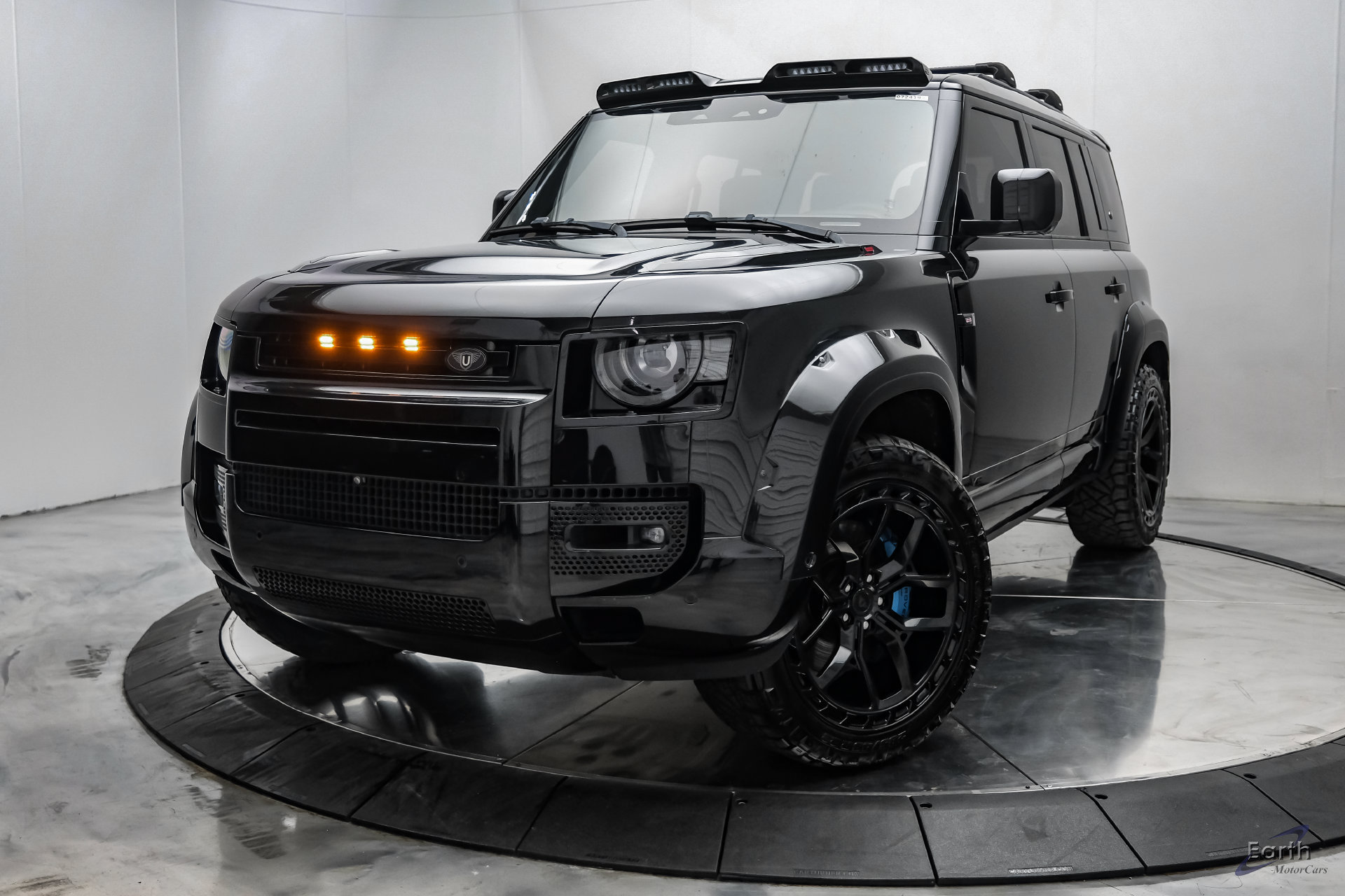 Used 2022 Land Rover Defender 110 V8 AWD/4WD image 6