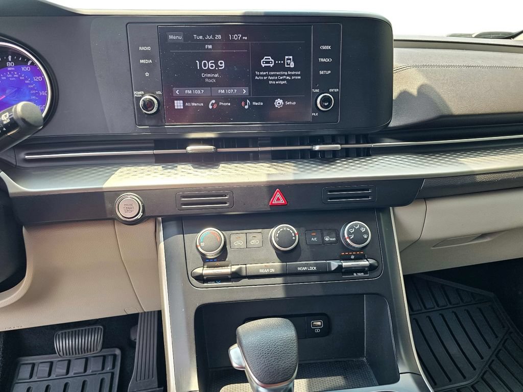 Certified 2023 Kia Carnival LX FWD image 25