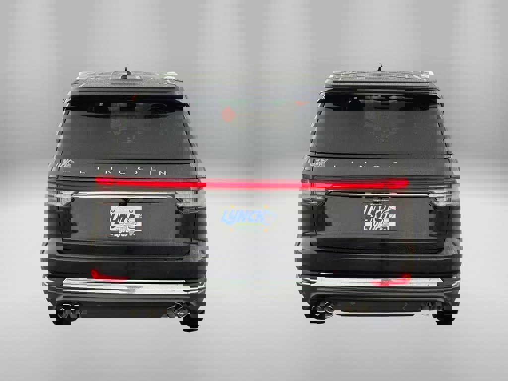 Used 2024 Lincoln Aviator Reserve image 3