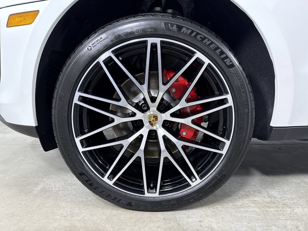 New 2026 Porsche Macan S AWD/4WD image 13