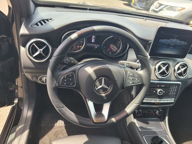 Used 2020 Mercedes-Benz GLA 250 4MATIC image 30