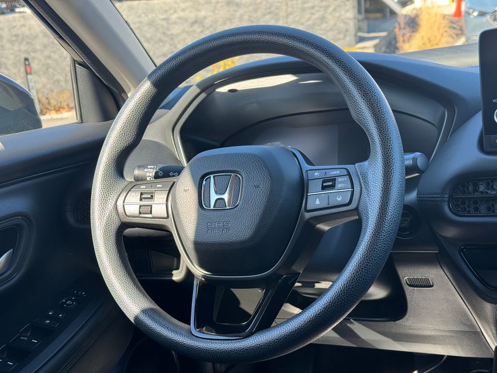 Used 2023 Honda HR-V LX image 17