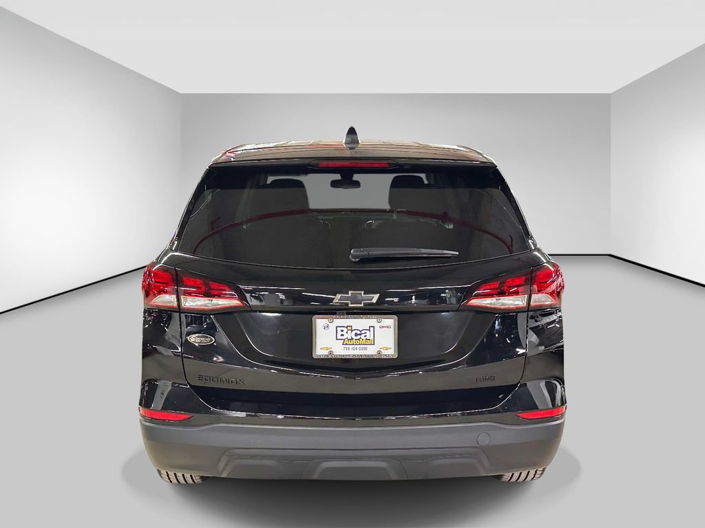 Used 2024 Chevrolet Equinox LS w/ LS Convenience Package AWD/4WD image 4
