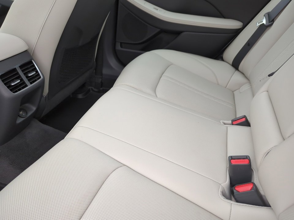 Certified 2023 Hyundai Sonata Limited w/ Cargo Package image 18