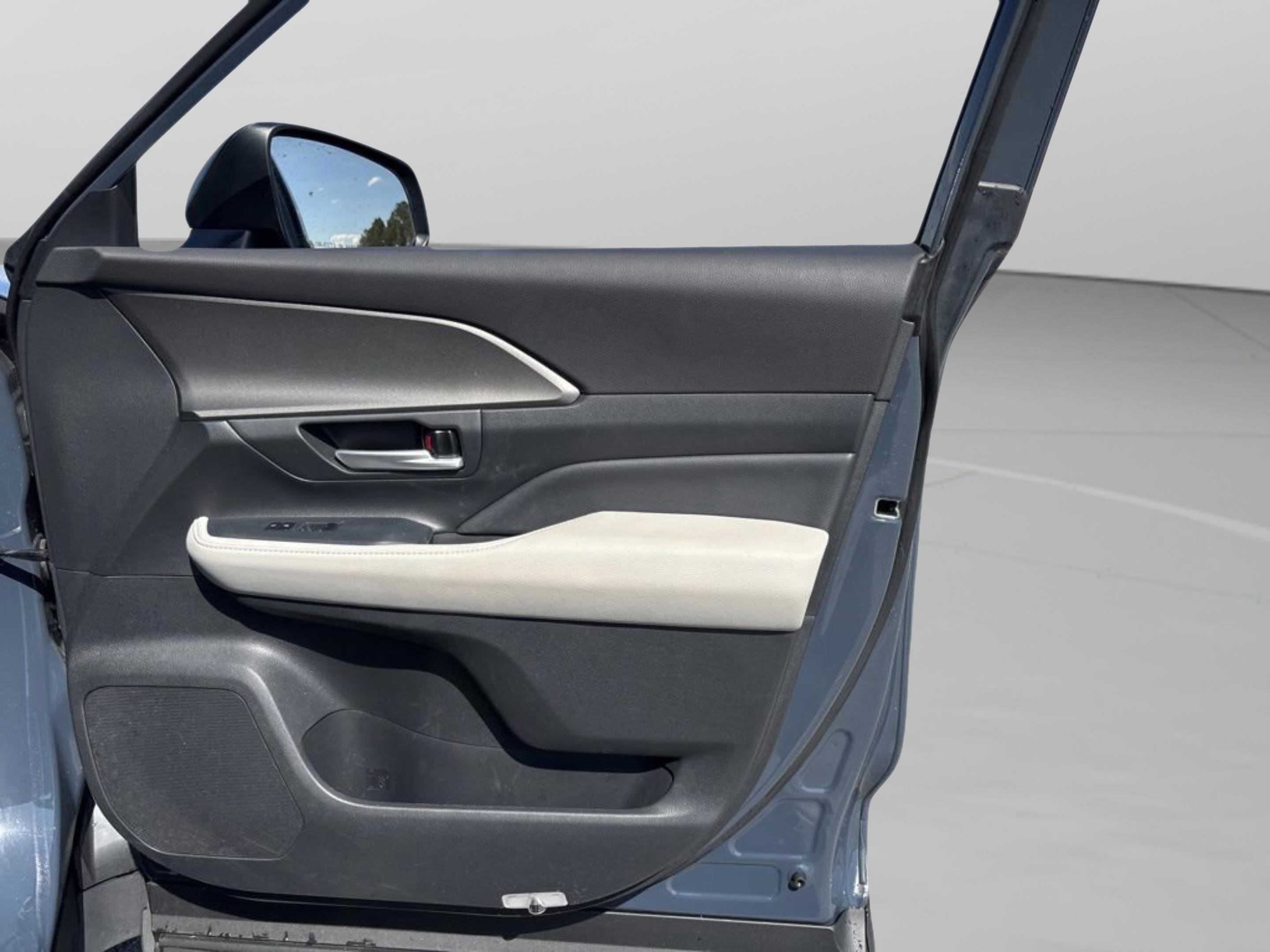 Certified 2024 Toyota Grand Highlander AWD image 41