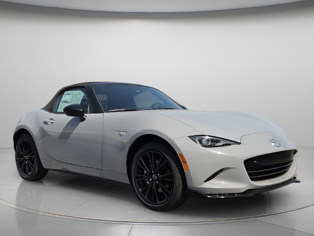 New 2026 MAZDA MX-5 Miata Club w/ Interior Package RWD image 3
