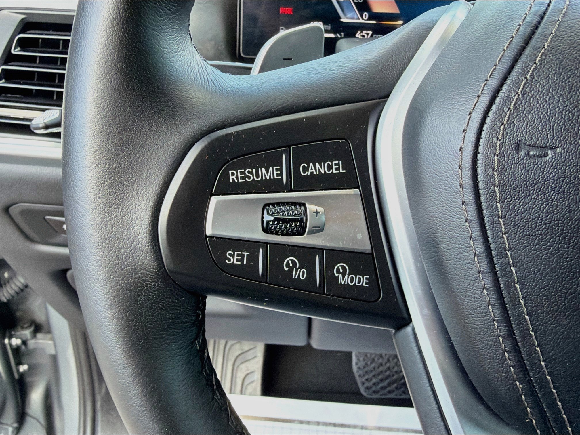 Used 2025 BMW X5 sDrive40i w/ Premium Package RWD image 37