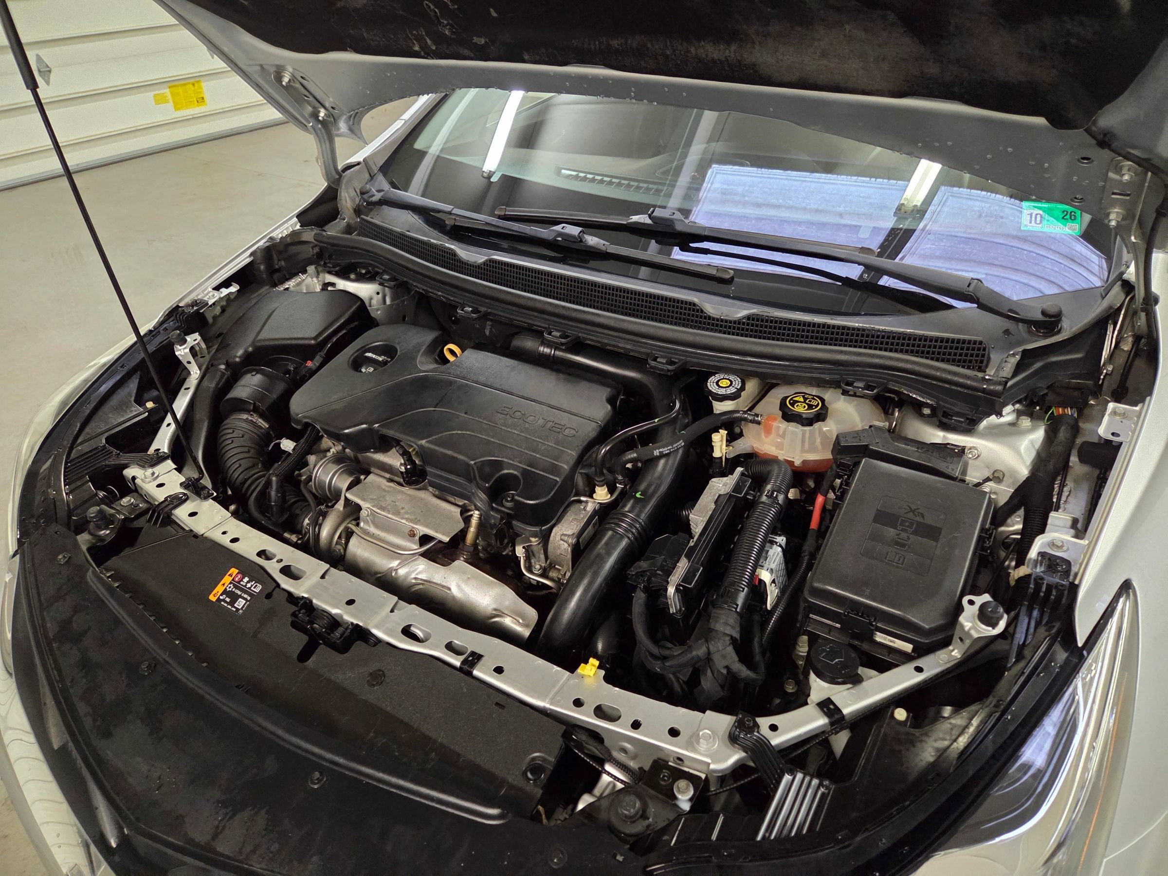 Used 2019 Chevrolet Cruze LT w/ Convenience Package FWD image 42