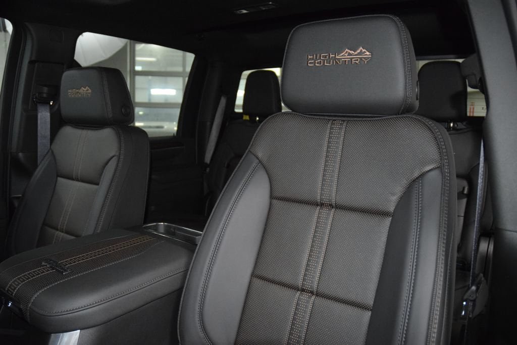 New 2026 Chevrolet Silverado 2500 High Country w/ High Country Premium Package AWD/4WD image 46