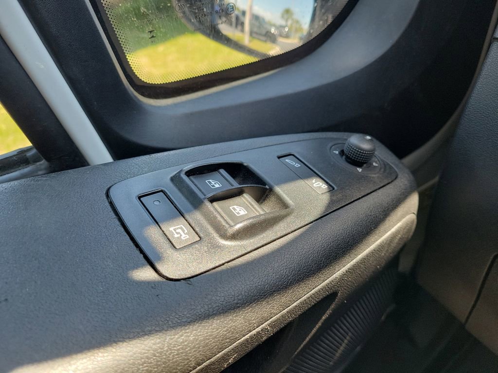 Used 2025 RAM ProMaster 3500 w/ Convenience Group image 16