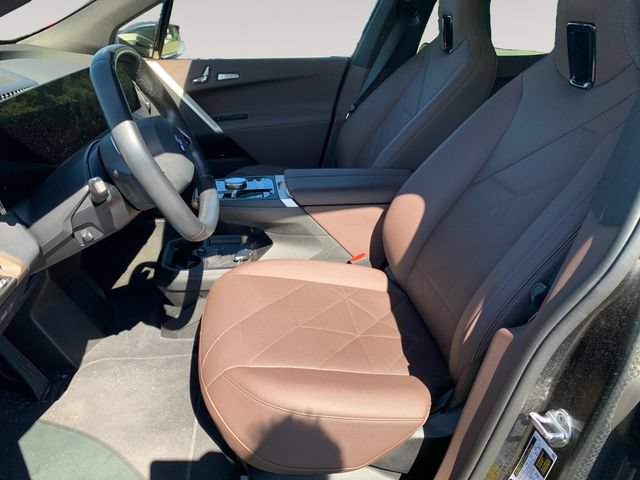 Certified 2024 BMW iX xDrive50 w/ Premium Package AWD/4WD image 9