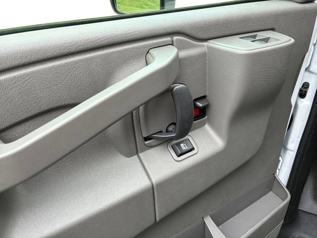 New 2026 Chevrolet Express 3500 w/ Power Convenience Package RWD image 12