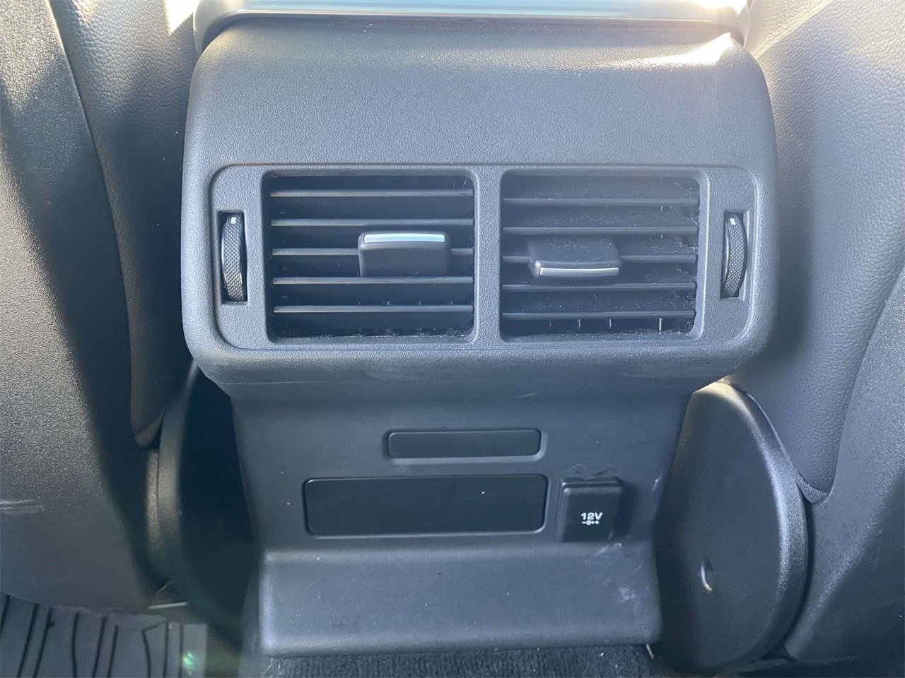 Used 2021 Land Rover Range Rover Velar R-Dynamic S image 12