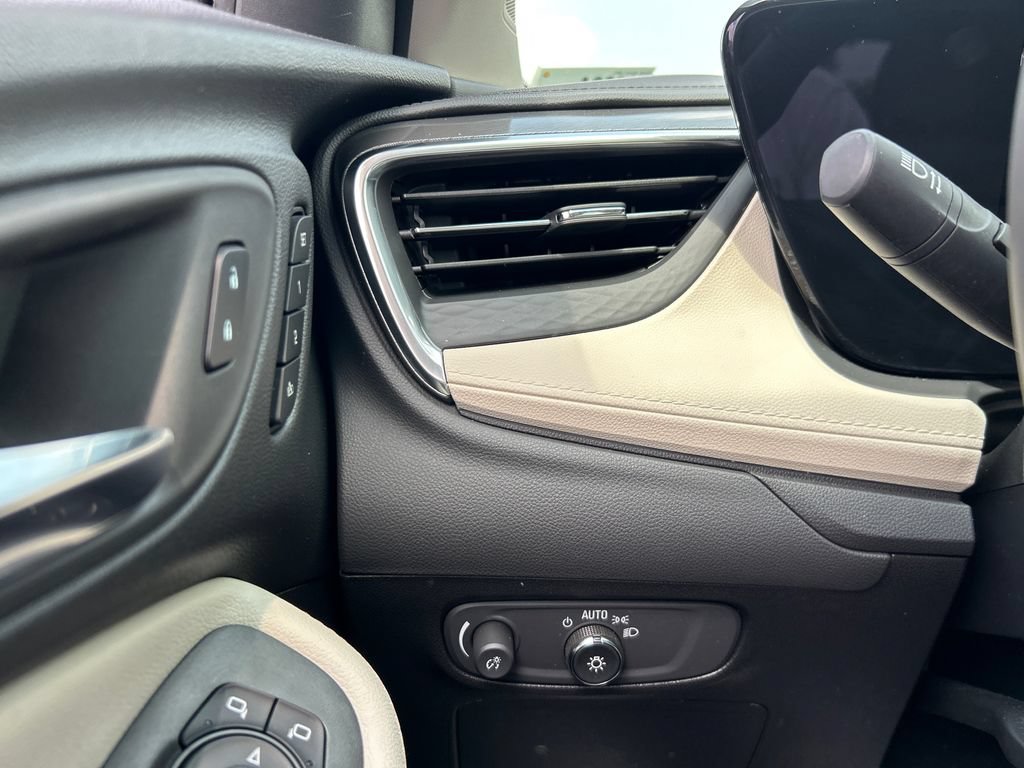 Certified 2024 Buick Encore GX Avenir w/ Avenir Technology Package FWD image 20