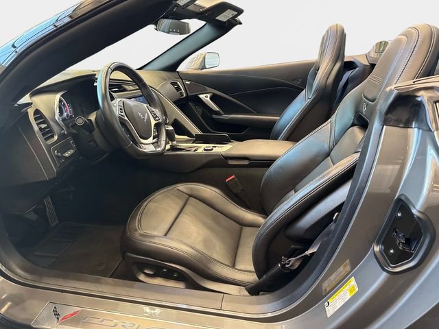 Used 2015 Chevrolet Corvette Z06 w/ 2LZ Preferred Equipment Group RWD image 11