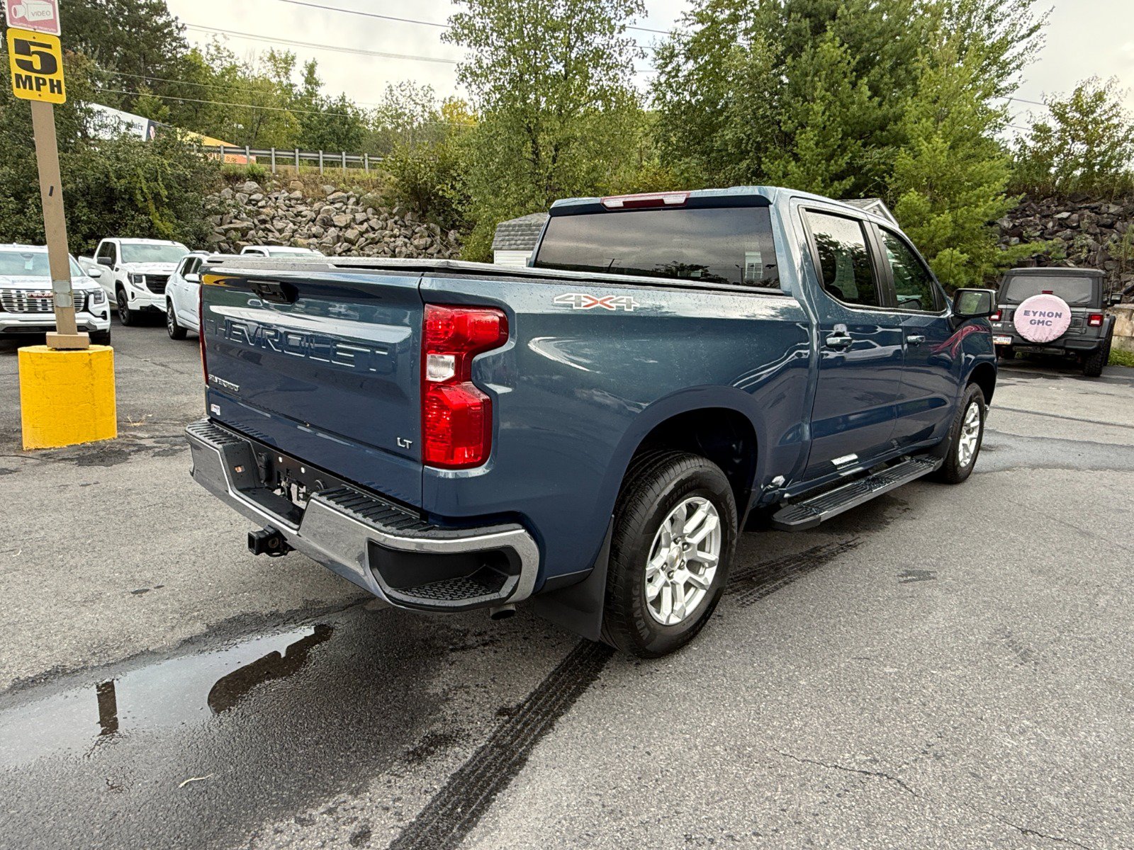 Certified 2024 Chevrolet Silverado 1500 LT AWD/4WD image 5