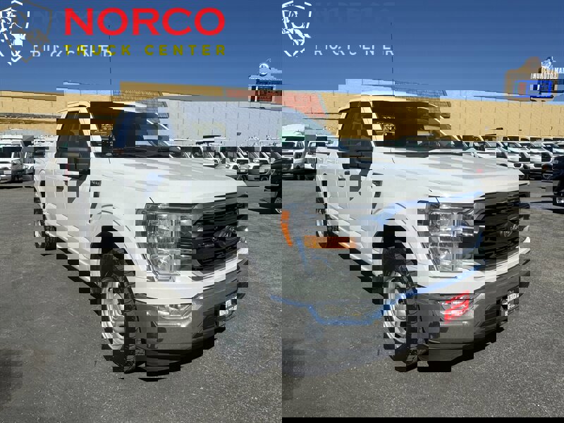 Used 2021 Ford F150 XLT image 2