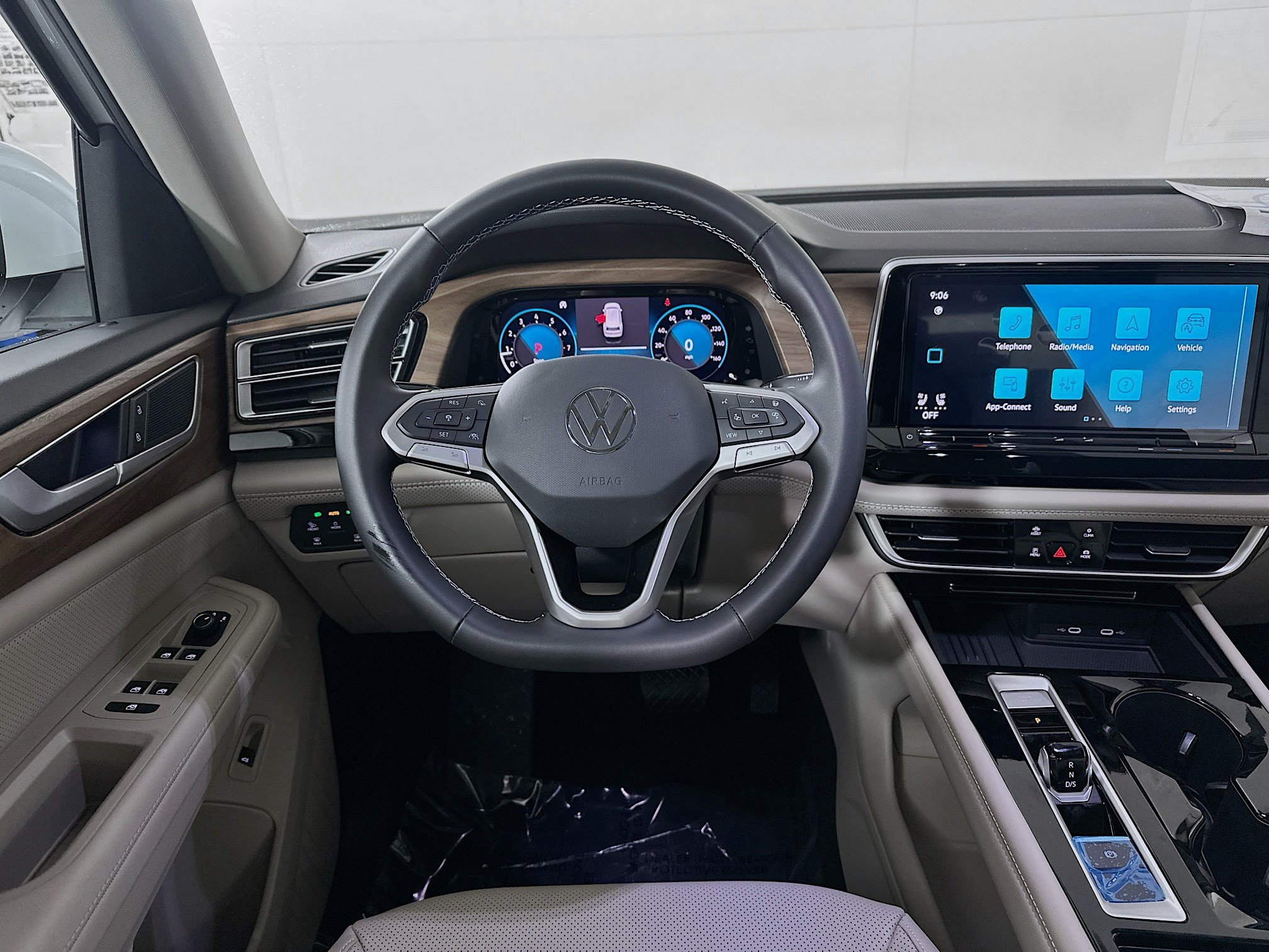 New 2026 Volkswagen Atlas SE AWD/4WD image 21