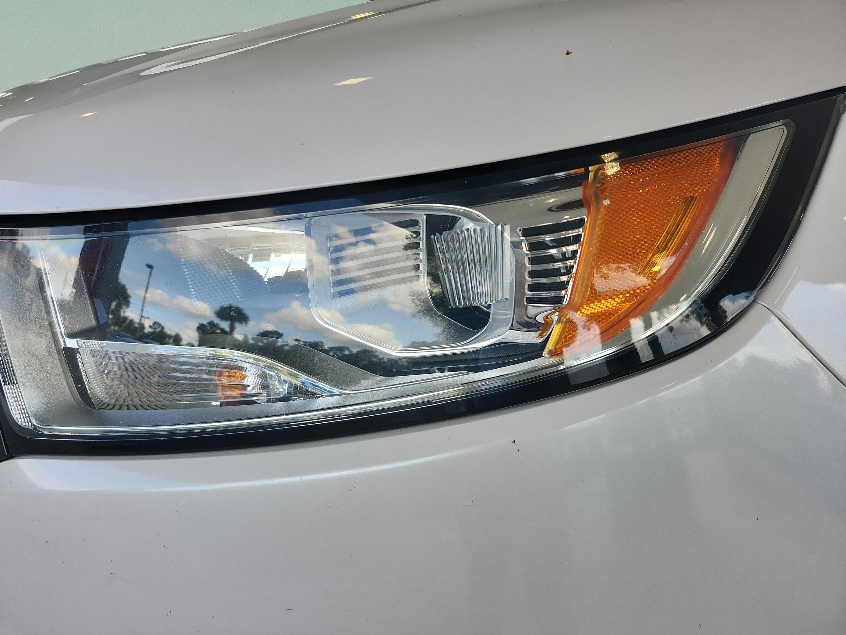 Used 2016 Ford Edge SEL w/ Equipment Group 201A AWD/4WD image 29