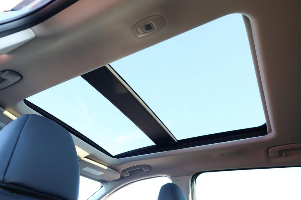 New 2026 Nissan Rogue SV image 9