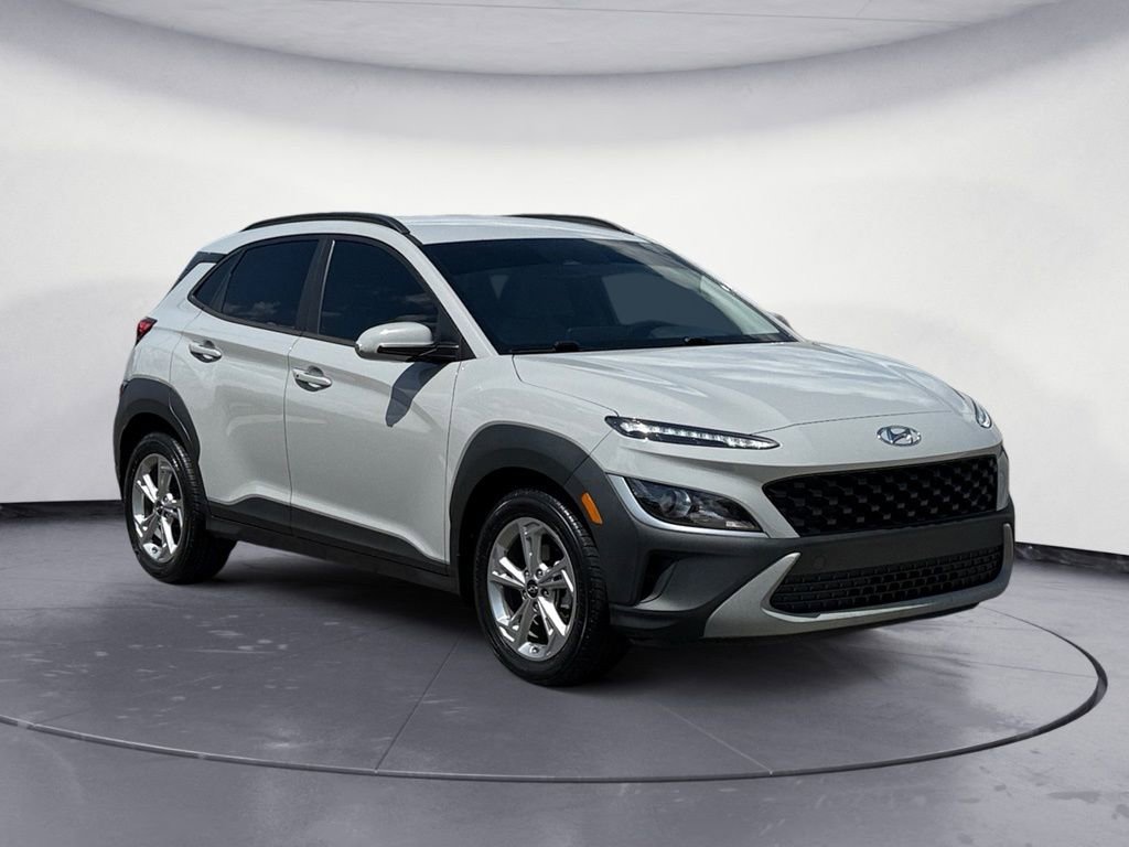 Used 2022 Hyundai Kona SEL FWD image 7