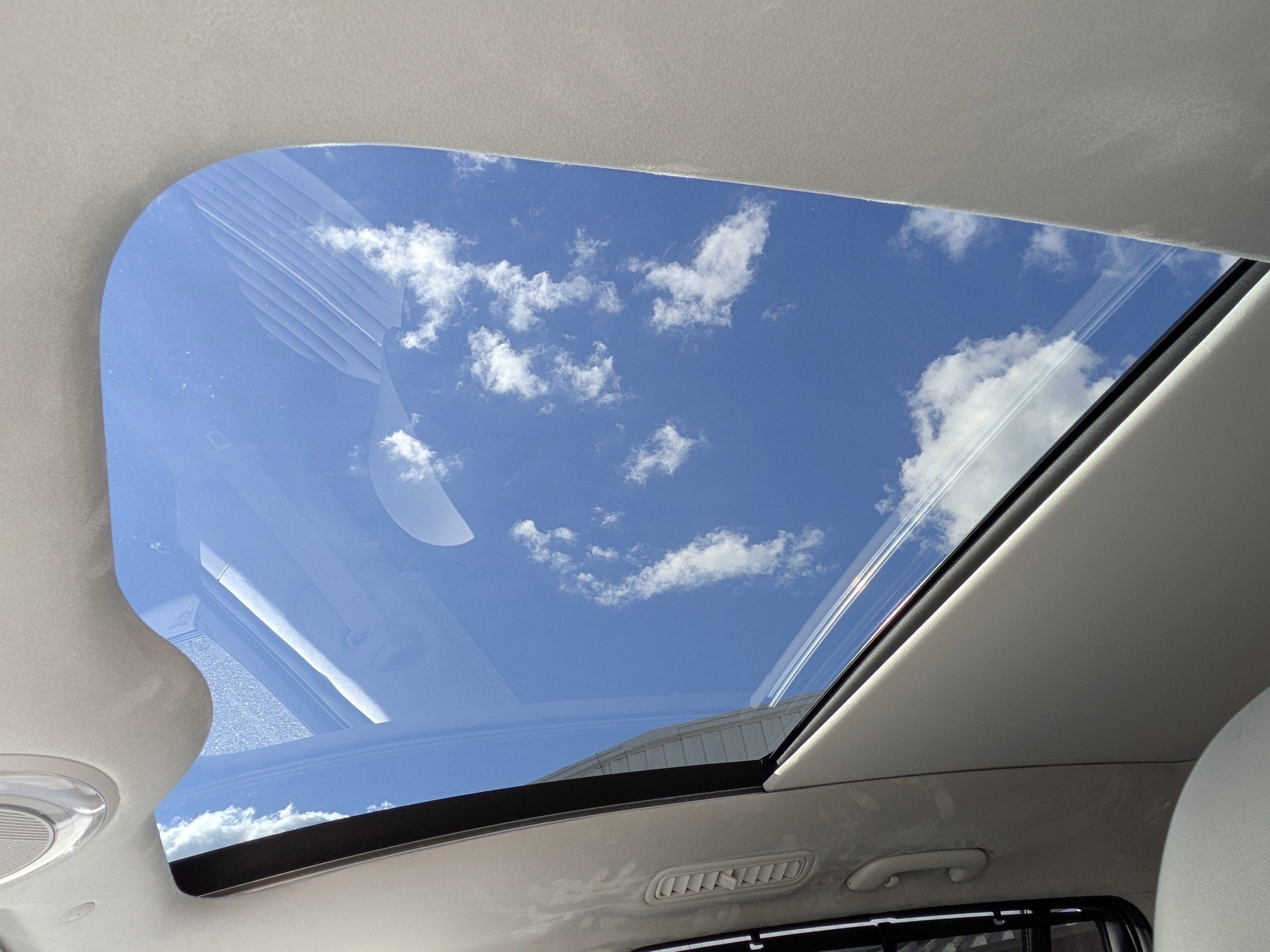 New 2026 Hyundai Ioniq 9 Calligraphy image 23