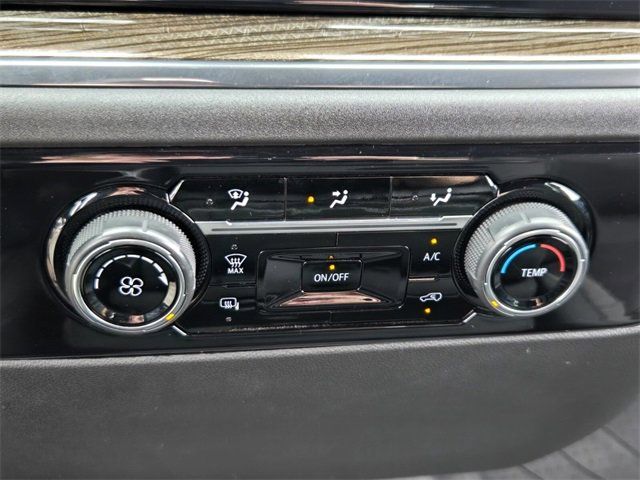 Used 2024 Chevrolet Silverado 2500 LT image 28