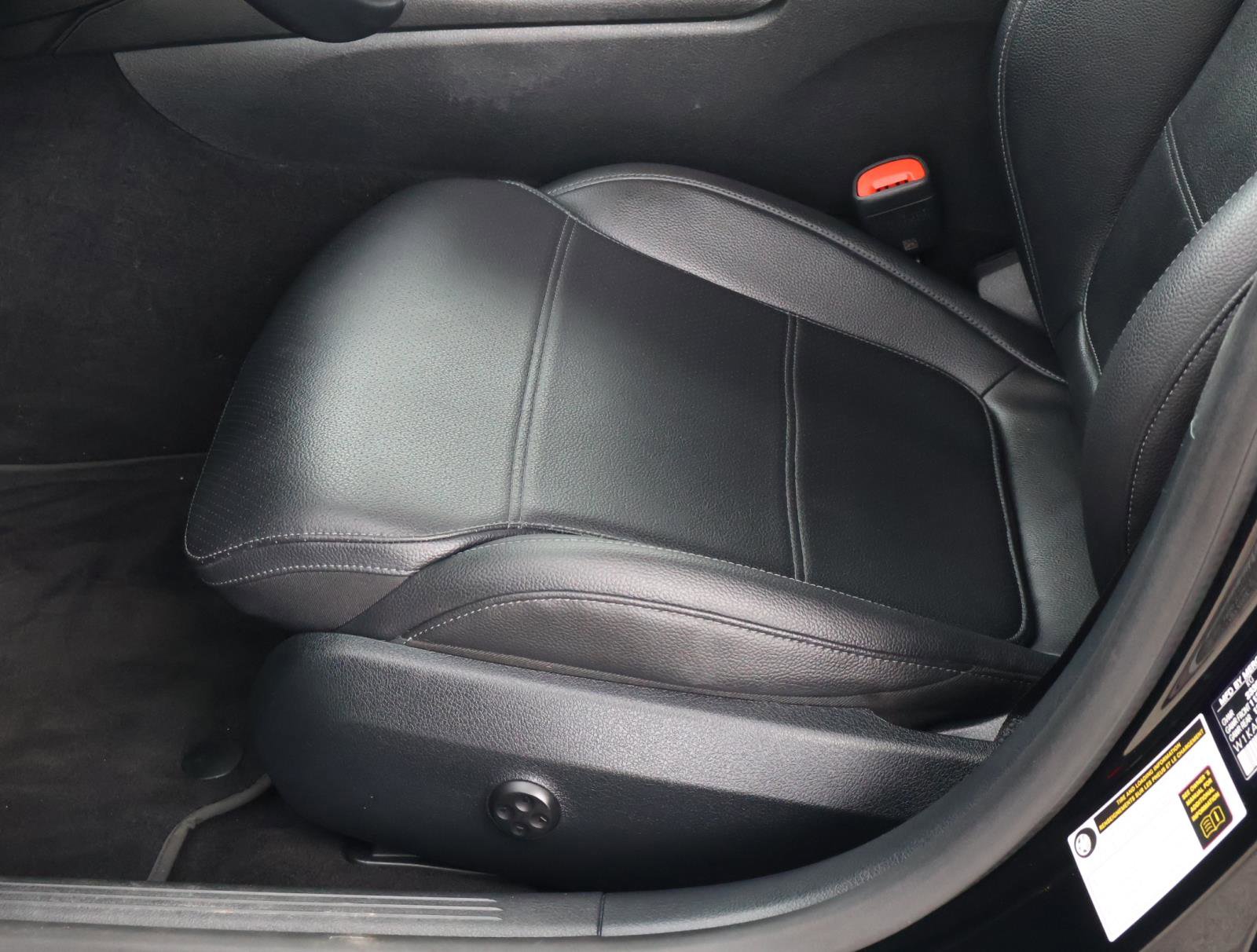 Used 2024 Mercedes-Benz C 300 4MATIC Sedan image 15