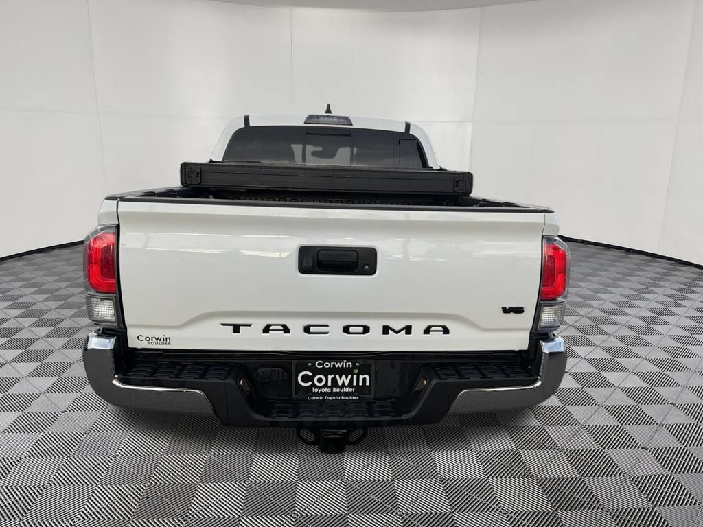 Used 2023 Toyota Tacoma TRD Off-Road w/ Black Out Package (TMS) AWD/4WD image 4