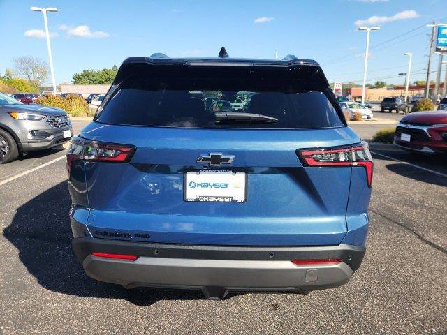 New 2026 Chevrolet Equinox LT w/ Midnight Edition image 3