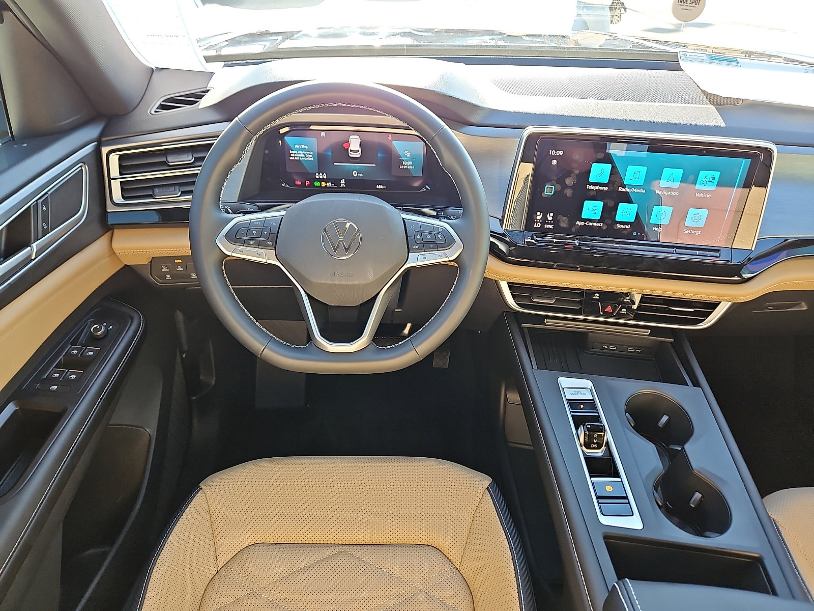 New 2026 Volkswagen Atlas Cross Sport SE image 8