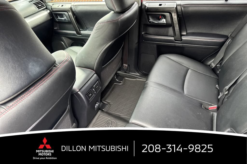 Used 2021 Toyota 4Runner TRD Off-Road Premium w/ Moonroof Package AWD/4WD image 15