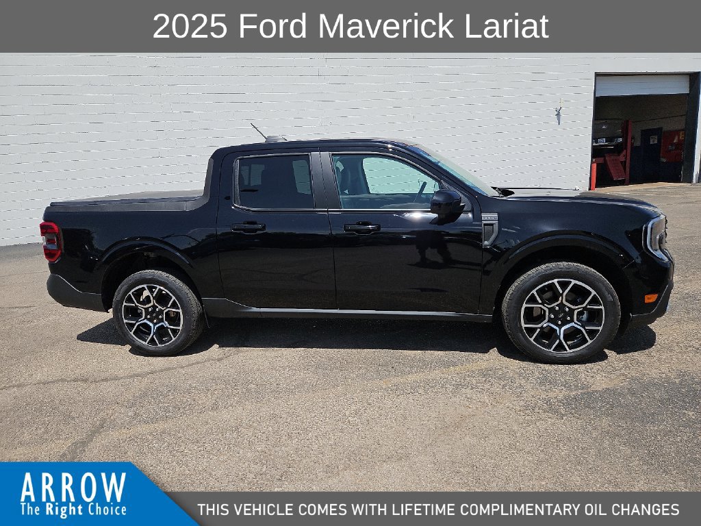Used 2025 Ford Maverick Lariat w/ 4K Tow Package AWD/4WD image 14