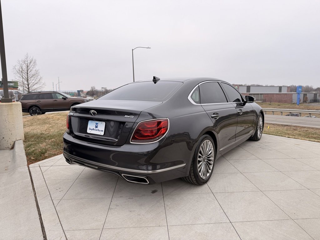 Used 2020 Kia K900 Luxury image 9