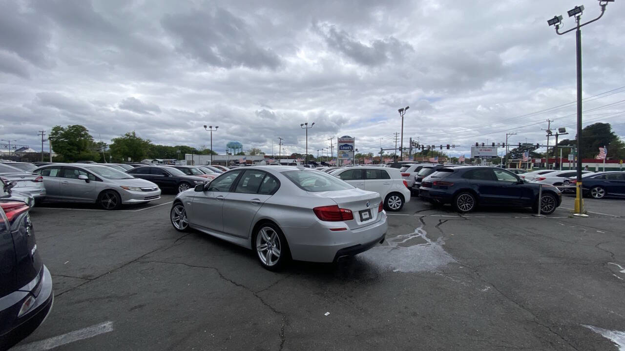 Used 2013 BMW 550i Sedan RWD image 4
