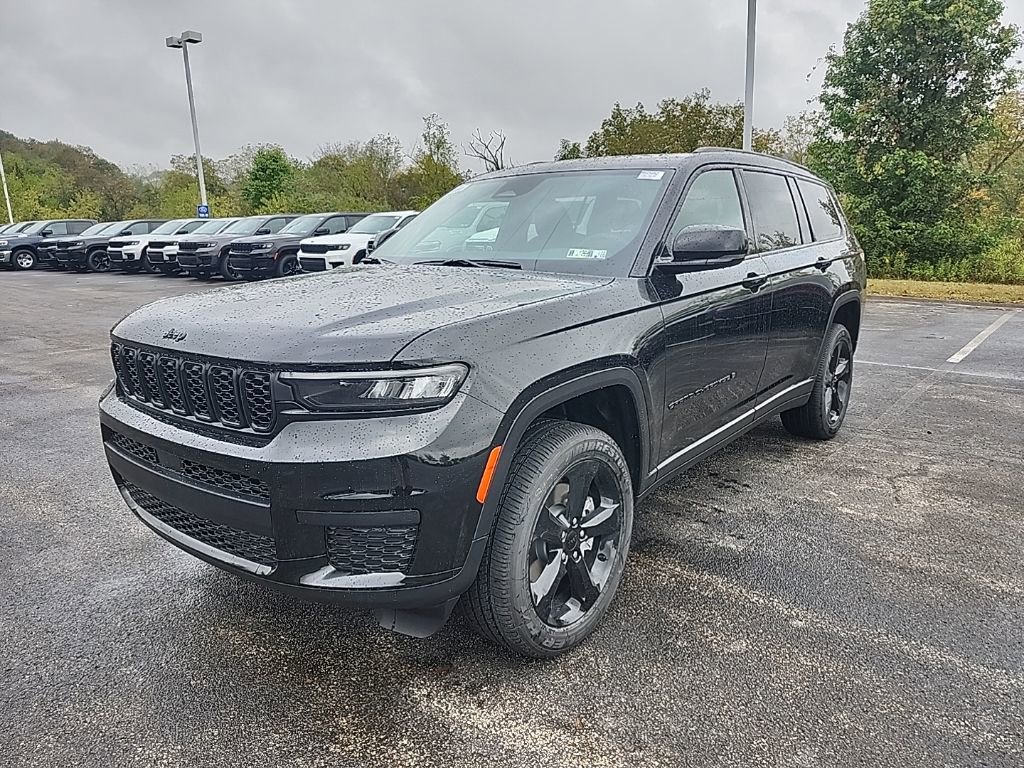 New 2025 Jeep Grand Cherokee L Altitude image 7