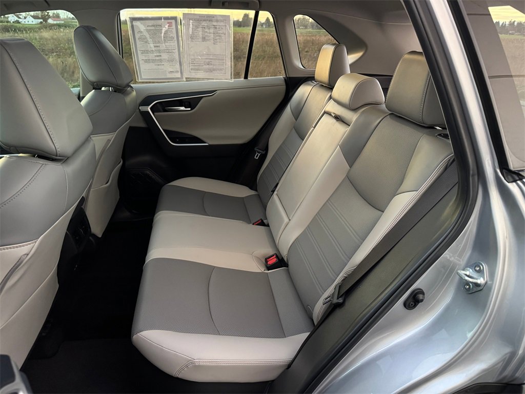 Used 2024 Toyota RAV4 Limited image 25