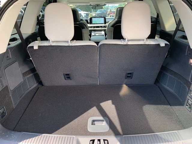 New 2026 Lincoln Aviator Reserve AWD/4WD image 5