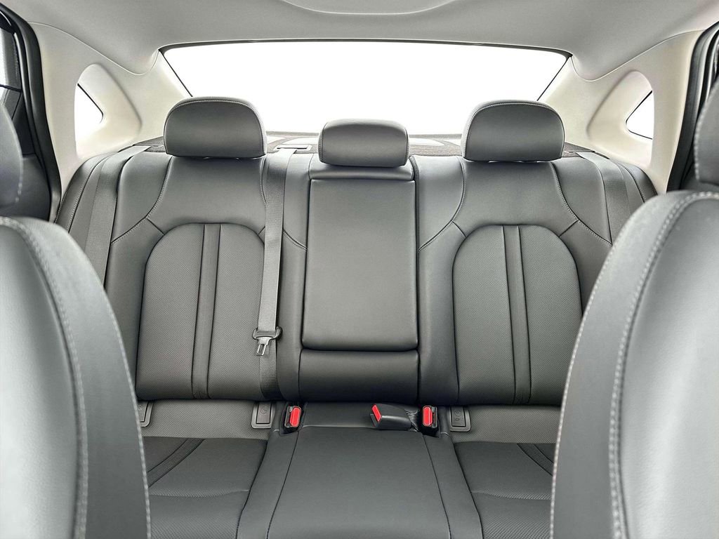New 2025 Hyundai Sonata Limited image 16