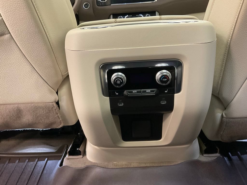 Used 2024 GMC Yukon Denali w/ Max Trailering Package AWD/4WD image 36