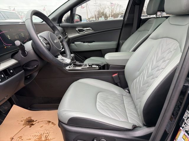 Used 2025 Kia Sportage X-Line w/ Premium Package image 12