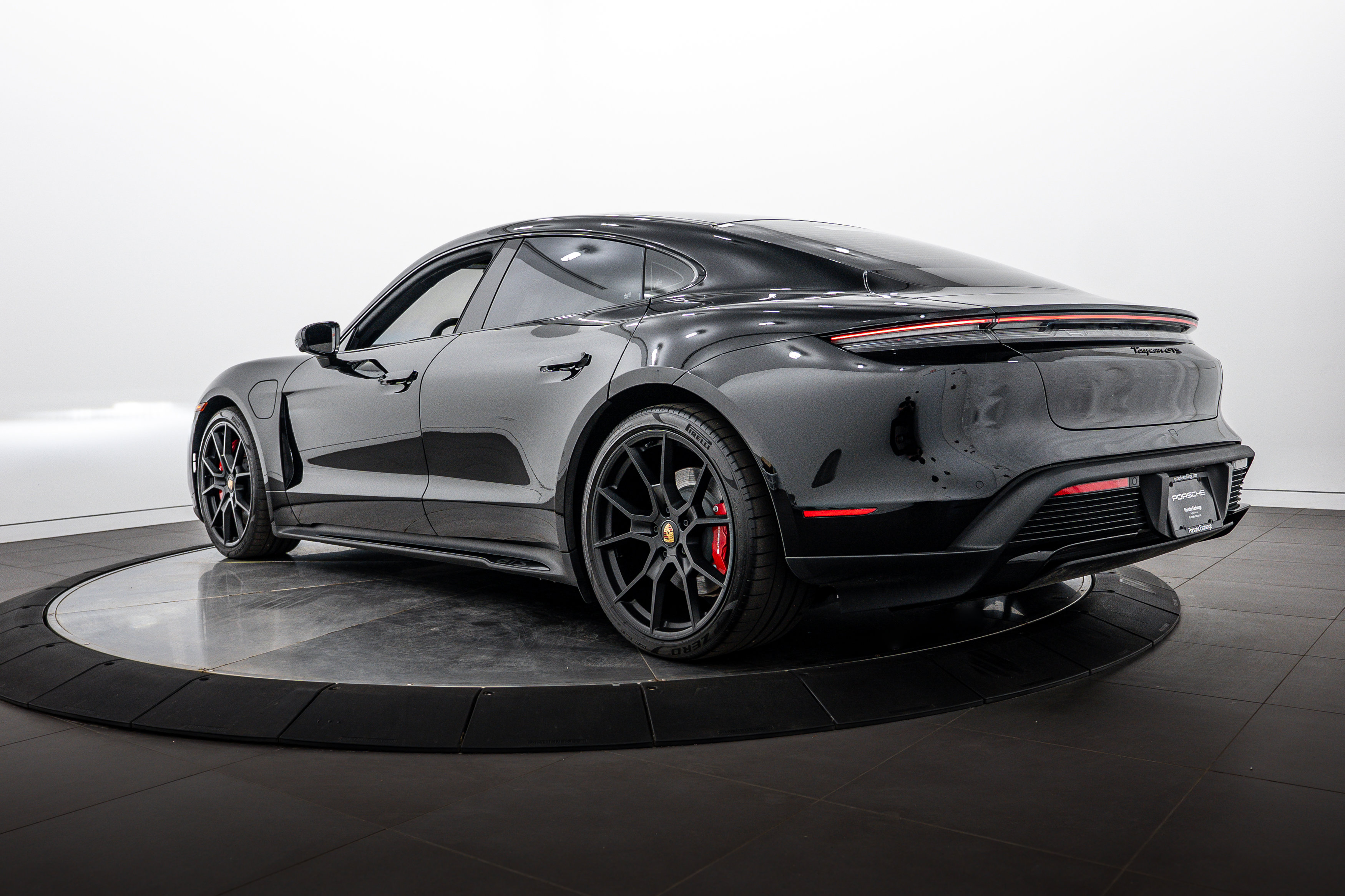 Certified 2024 Porsche Taycan GTS AWD/4WD image 3