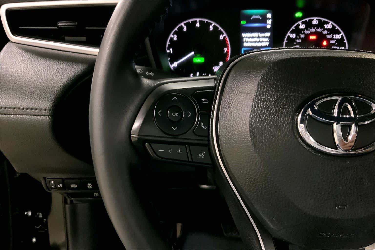 Used 2024 Toyota Corolla Cross AWD Hybrid image 24